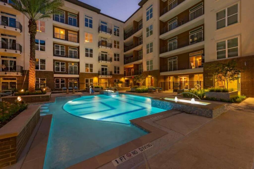 Apto 1 Bed - Kitchen - Free Parking Apartment Houston Bagian luar foto